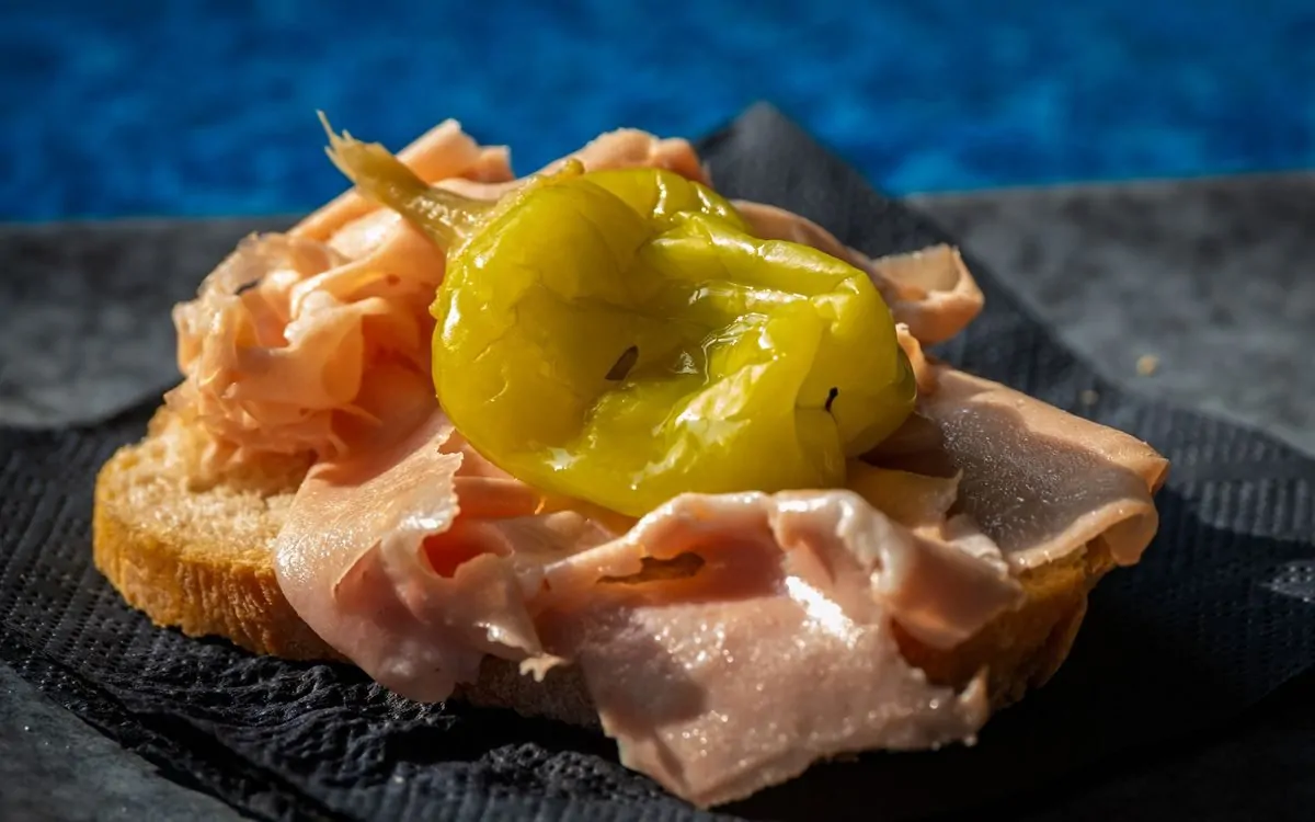 Mortadella e peperoni